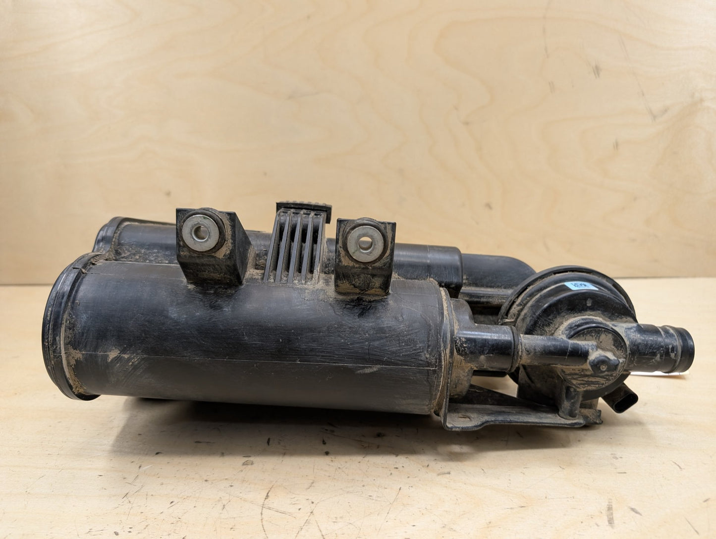 2012-2018 BMW 335i F30 Fuel Vapor Charcoal Canister 7244151