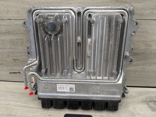 OEM BMW G12 G30 M550 750 DME ECU N63R Engine Control Unit Module Computer
