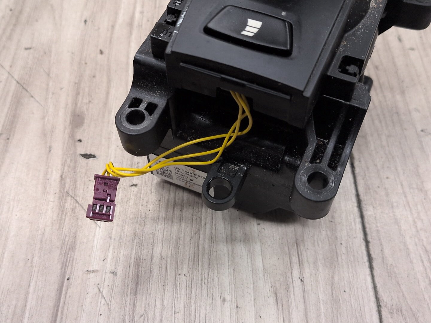 14-19 OEM BMW F85 F86 X5M X6M AUTO Transmission Shifter Gear Selector Switch S63