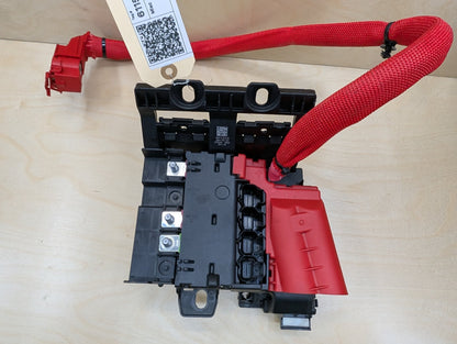 2018-2024 BMW X3 G01 Battery Power Distribution Box 6841701 OEM