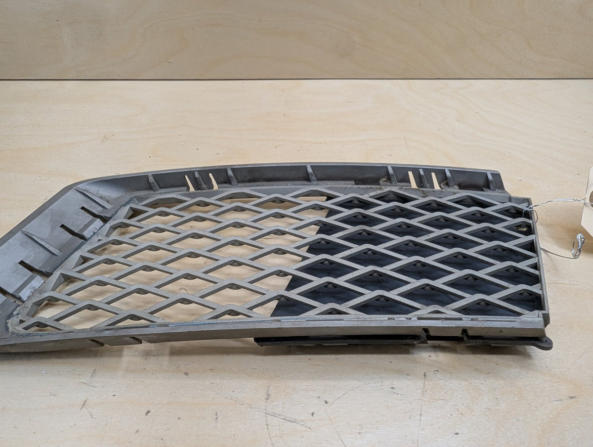 2007-2013 BMW 335i E93 Front Left Driver Bumper Cover Grille 7154721