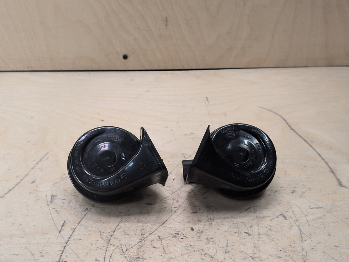 2019-2026 BMW X5 G05 Alarm Horns SET 7442770 OEM
