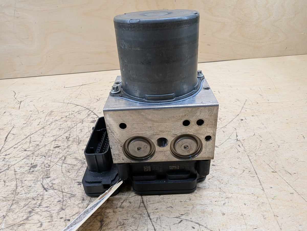 2010-2017 BMW 535i GT xDrive F07 ABS Pump Module 6856841 OEM