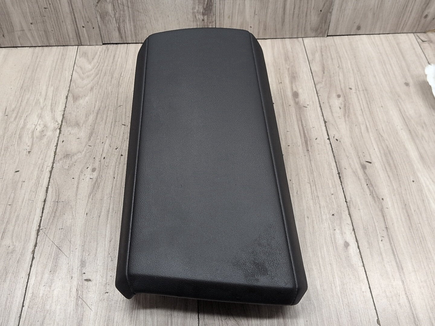 21-24 OEM BMW G20 G22 G42 G87 Center Console Storage Compartment Armrest Black