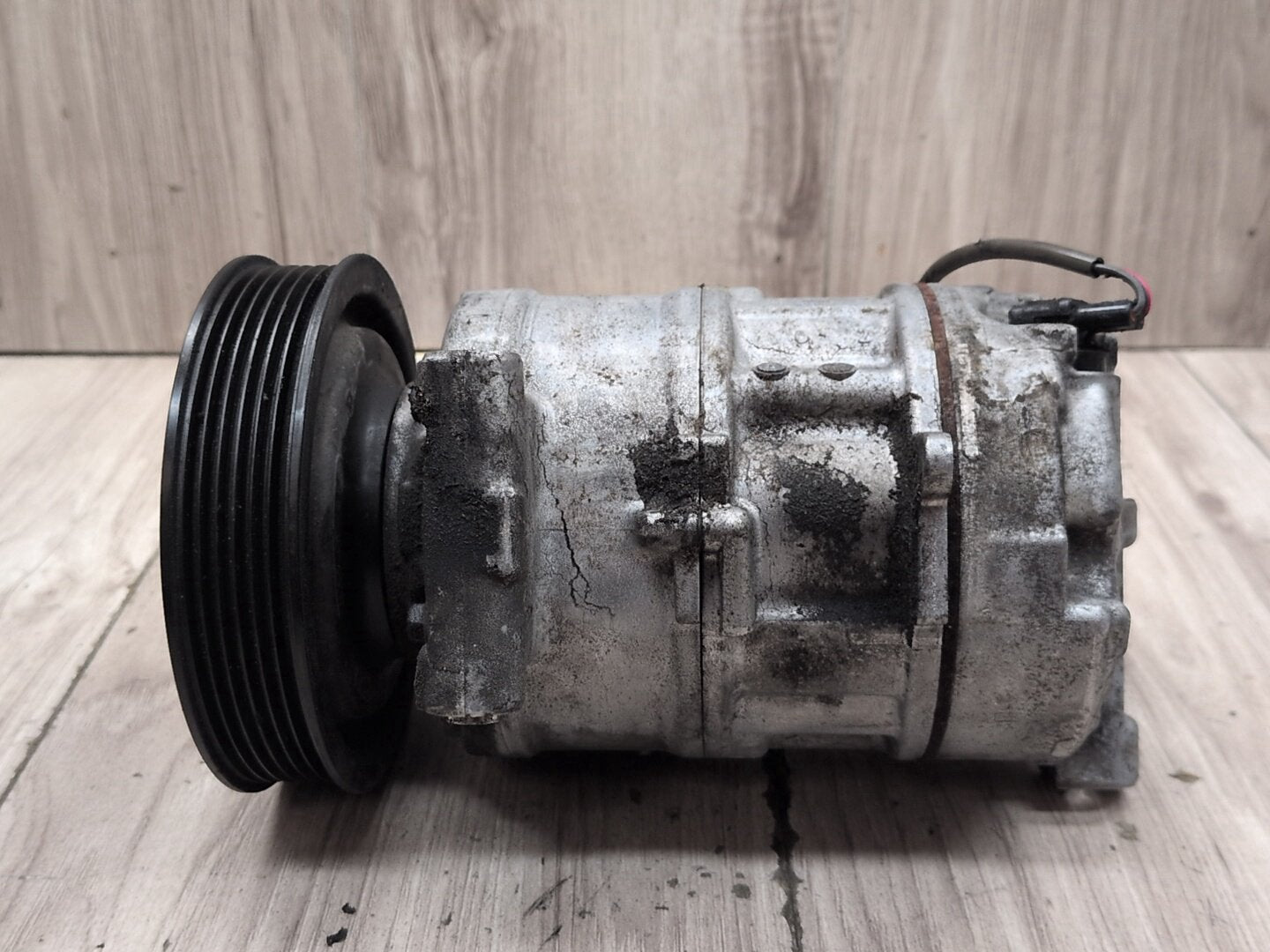 2008 - 2017 Audi S5 8T Engine Motor A/C AC Compressor Clutch Pump Pulley 8T0260805G