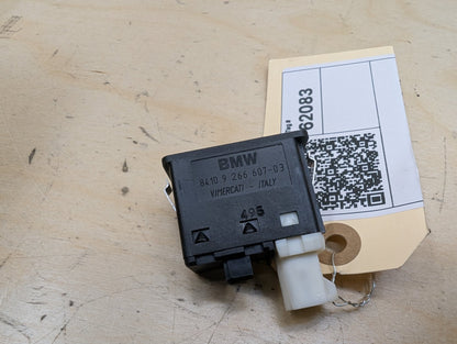 OEM BMW F15 F16 F25 F26 F85 X1 X3 X5 AUX Auxiliary Audio USB Input Charging Port