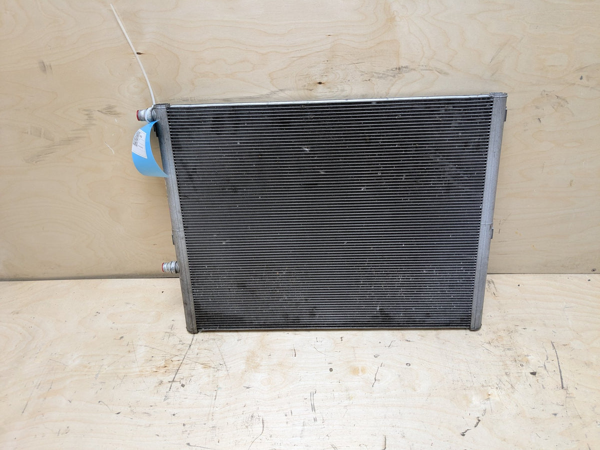 2016-2019 BMW 740i G12 Cooling Condenser 8664919 OEM