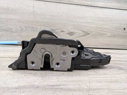 2021-2026 BMW 430i G22 Front Right Passenger Door Latch Lock Actuator 9451628
