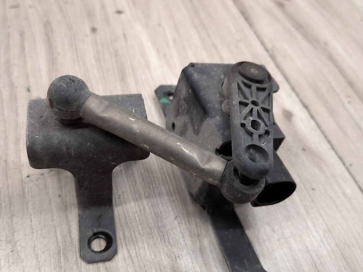 2015-2018 Audi Q3 8U Suspension Height Level Sensor 1T0907503B OEM