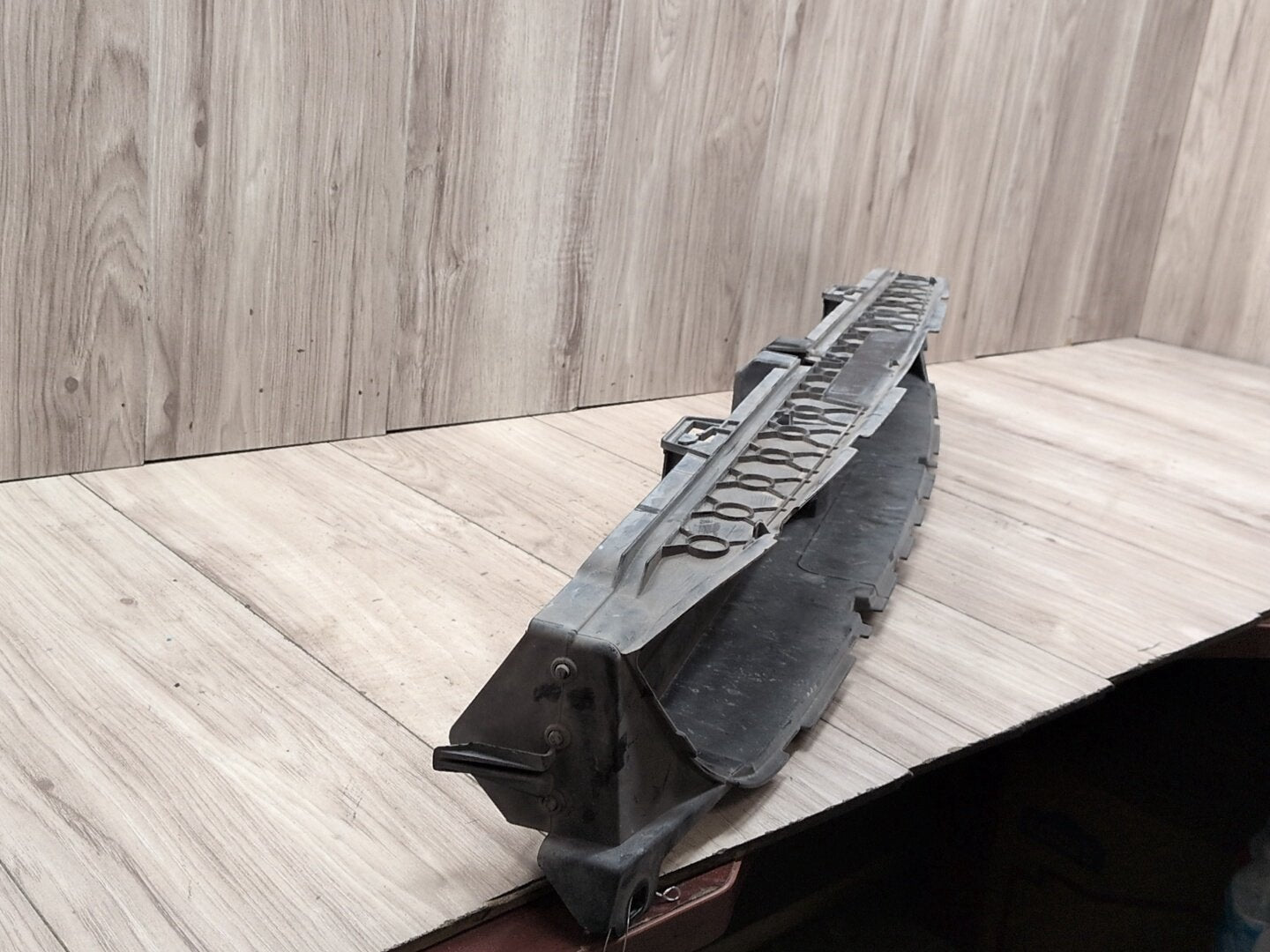 2018-2024 BMW X3 G01 Front Lower Bumper Radiator Air Flap Shutter 7497231