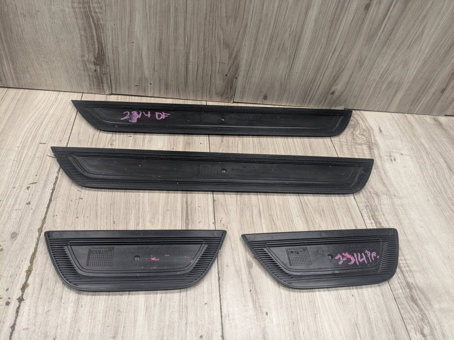 2011 - 2017 BMW X3 F25 Front Rear Left Right Scuff Plate Door Sill SET 8050461 N20B20O0