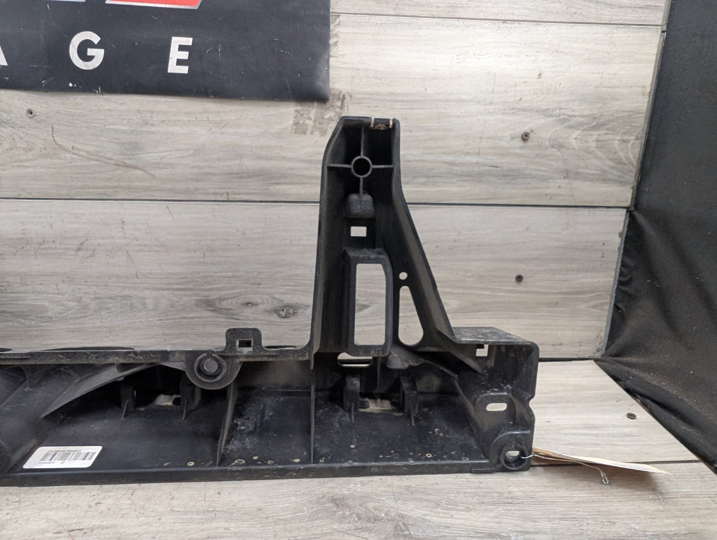 2014 - 2018 BMW X5 F15 Rear Middle Center Bumper Bracket 7294391 N63B
