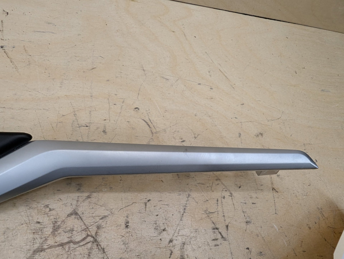 19-26 OEM BMW G87 Left Right Side Decorative Trim Center Console SET