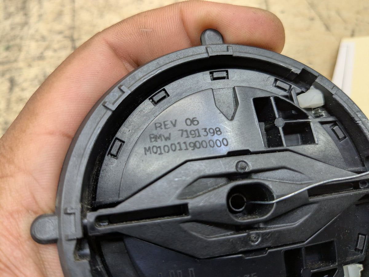 OEM BMW E82 E88 E90 E92 F10 F15 G01 G05 Left Right Power Door Side Mirror Motor