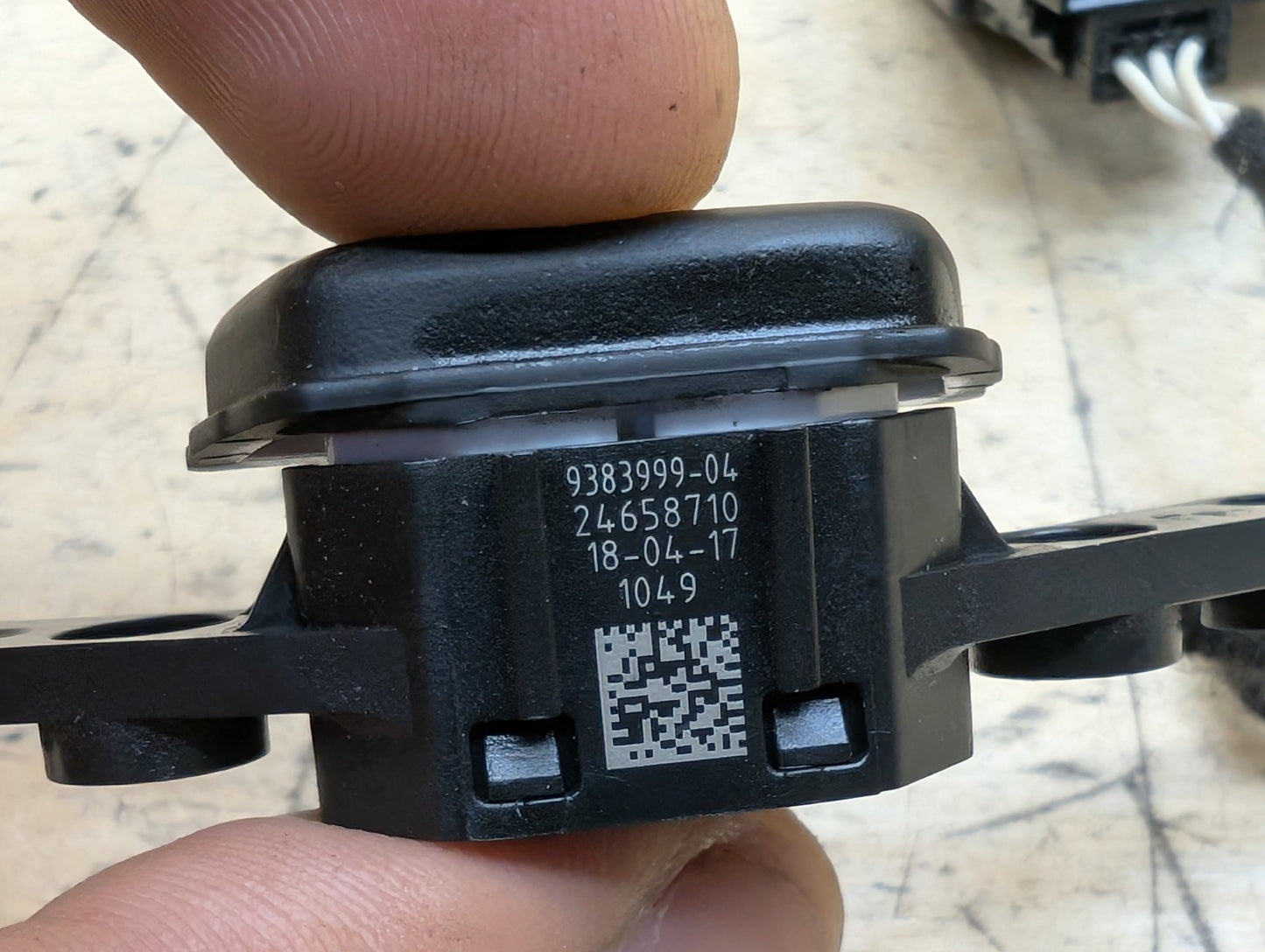 2018-2024 BMW X3 G01 - Steering Wheel Heater Switch PN: 6884432