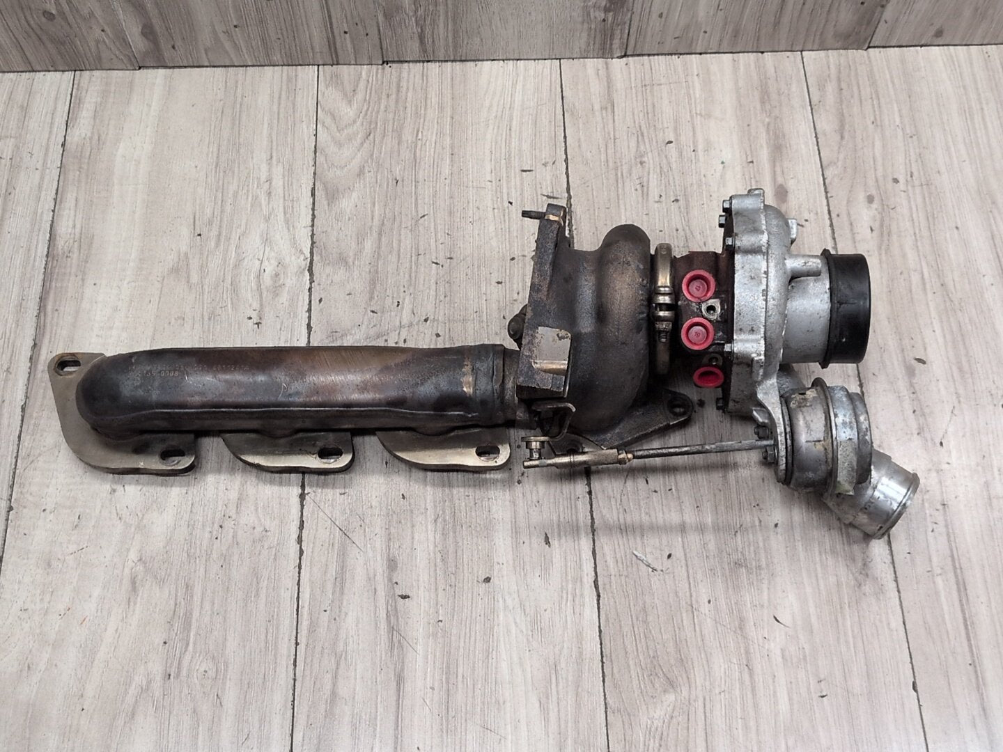 09-12 Mercedes-Benz W212 E550 M278 LEFT Engine Motor Turbo Charger w/ Manifold