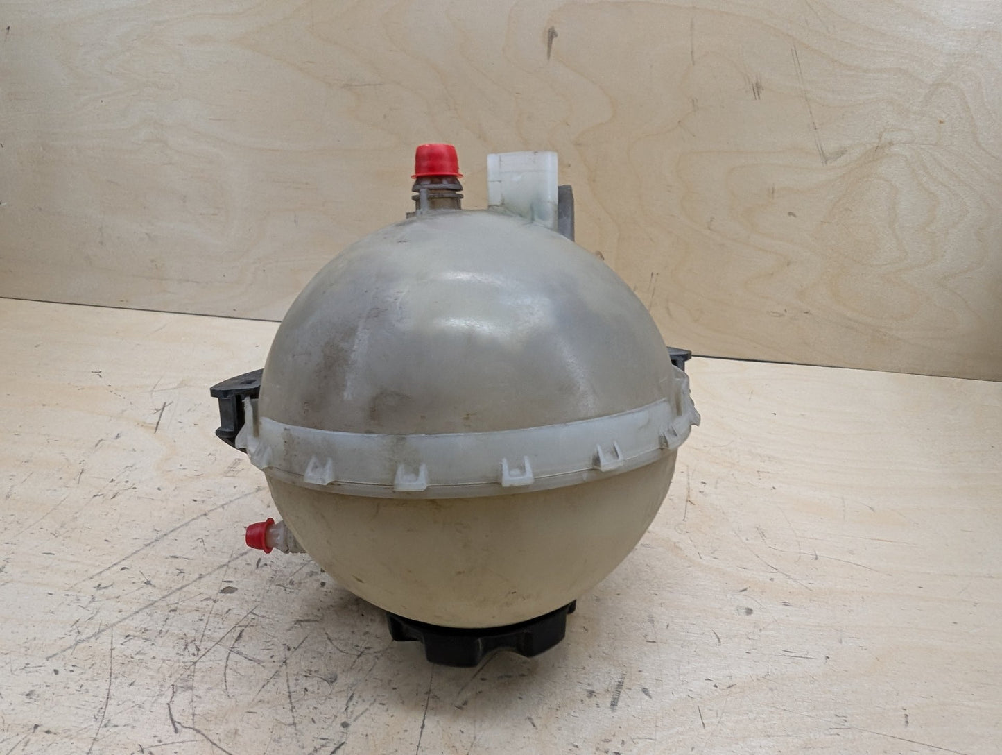 OEM BMW F22 F23 F30 F32 F33 F36 Coolant Overflow Reservoir Tank Bottle N20 N26