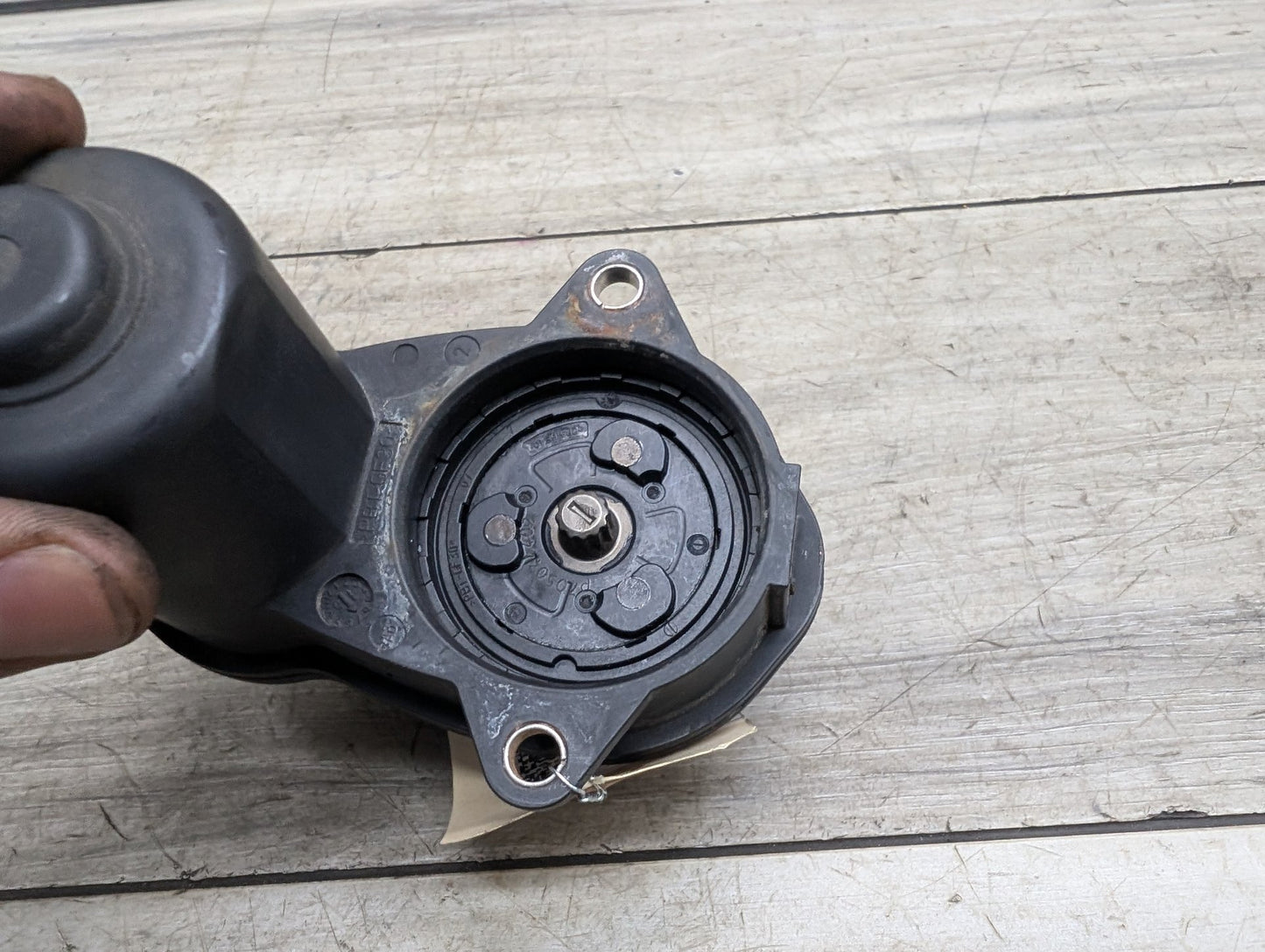 OEM BMW F90 G07 G12 G30 G80 G82 G83 M3 M4 M8 Rear Parking Brake Actuator Motor