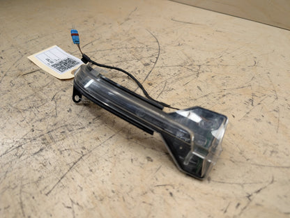 2010-2017 BMW 535i GT xDrive F07 Front Right Passenger Turn Signal Light Indicator 7308536 OEM