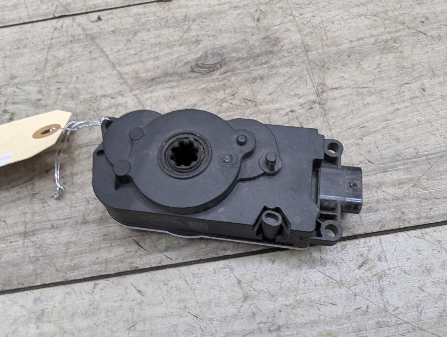 OEM BMW G05 G07 G20 330 M340 X5 Grille Air Flap Intake Shutter Motor Actuator