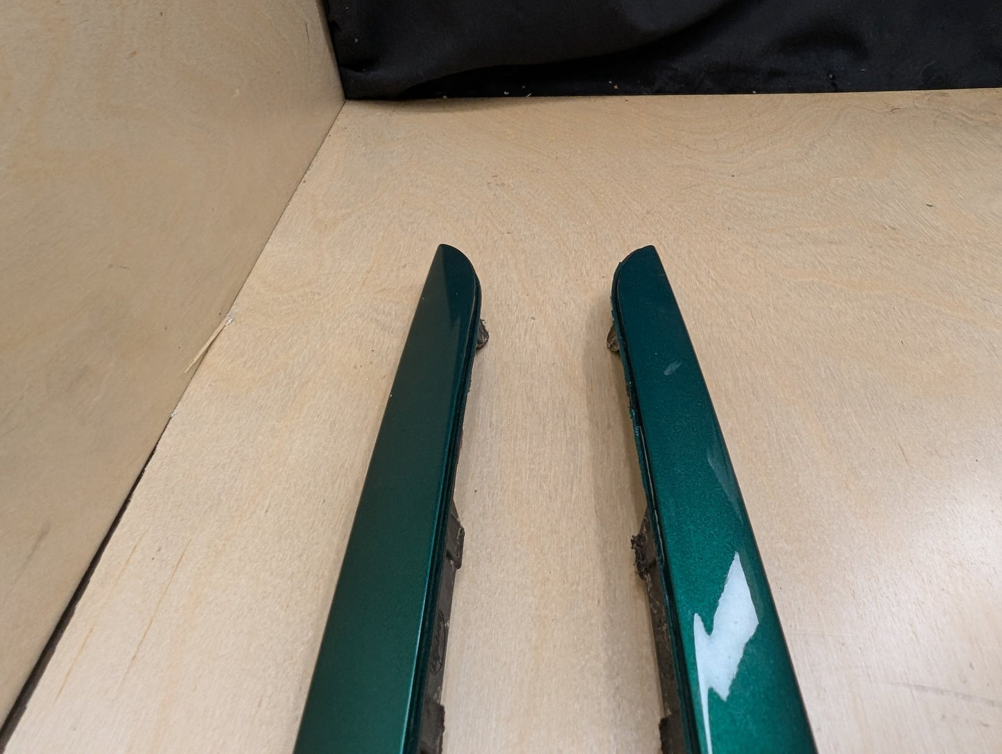 2015-2019 BMW X6 F16 Front Left Right Side Windshield Drip Trim Molding SET 7292407