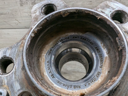 OEM BMW G01 X3 30i 30iX M40iX REAR Right Passenger Knuckle Hub Spindle Bearing