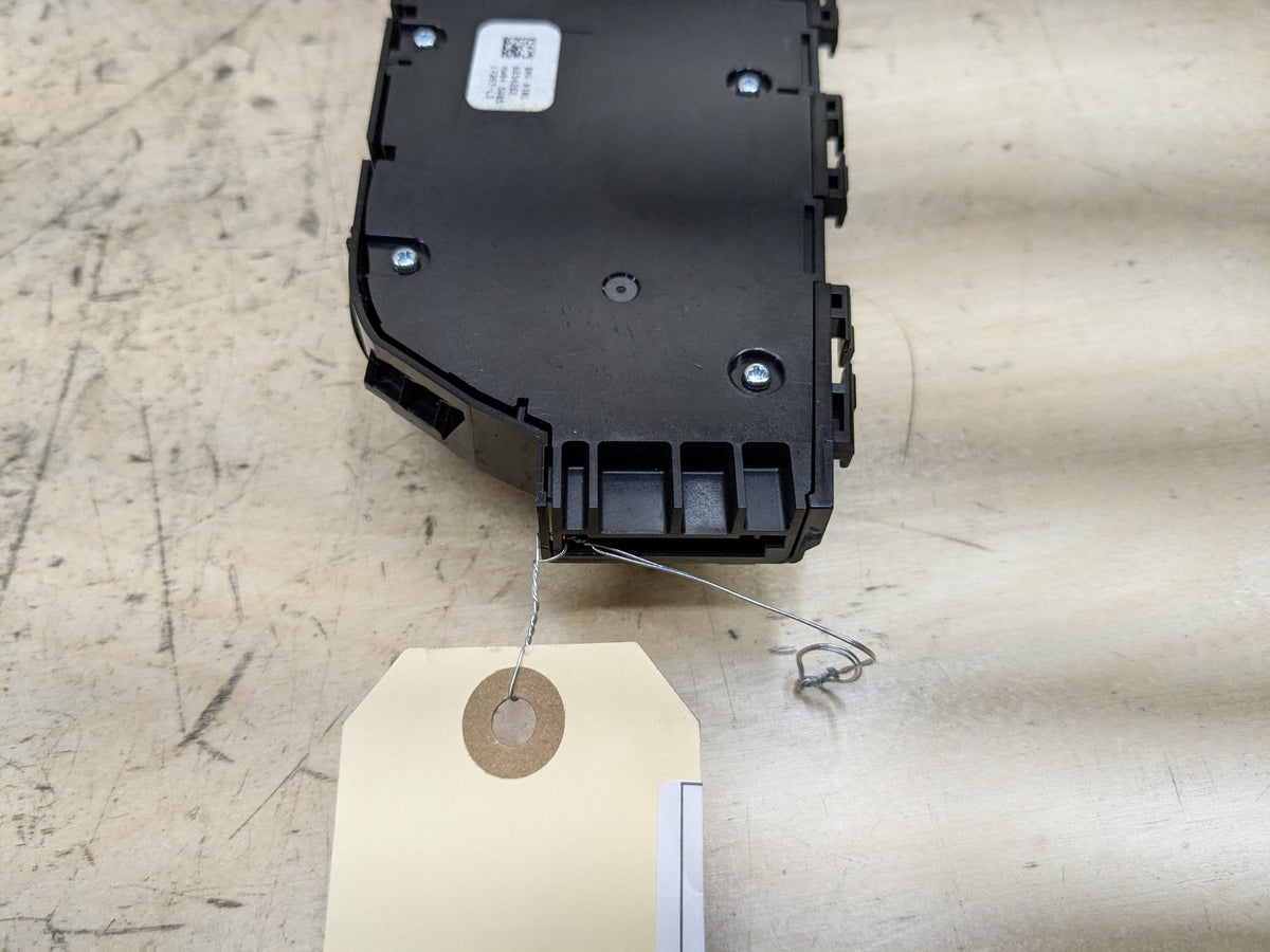 OEM BMW F90 G12 G30 M550 750 M5 Front Right Passenger Seat Adjust Control Switch
