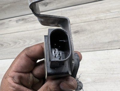 OEM BMW F30 F80 G20 G30 M3 Front Rear Left Right Suspension Height Level Sensor