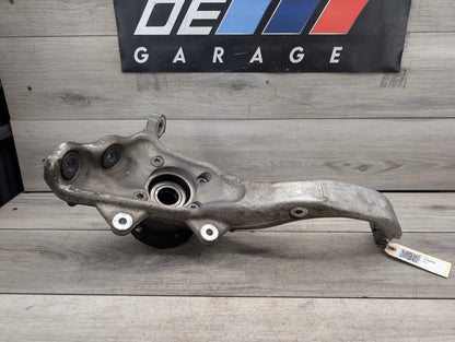 OEM BMW E70 F15 F16 F85 X5 X6 Front Passenger Right Spindle Hub Carrier Knuckle