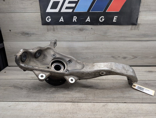 OEM BMW E70 F15 F16 F85 X5 X6 Front Passenger Right Spindle Hub Carrier Knuckle