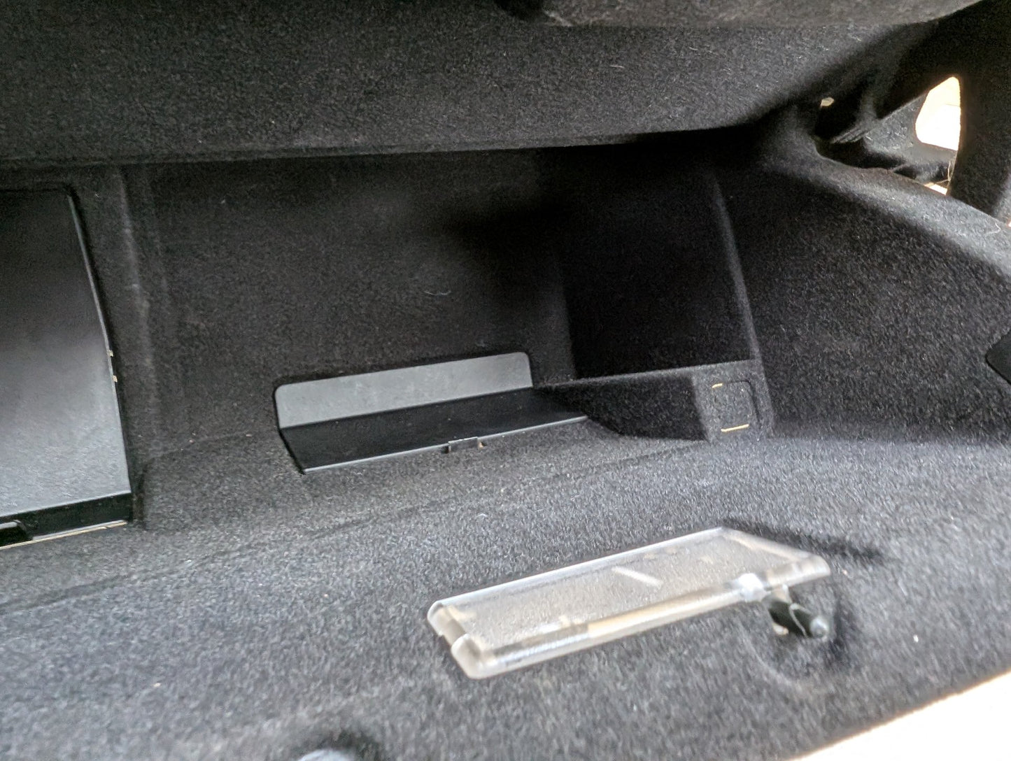 2011-2016 BMW X3 F25 Dashboard Dash Board Panel Glove Box Assemly 9210486