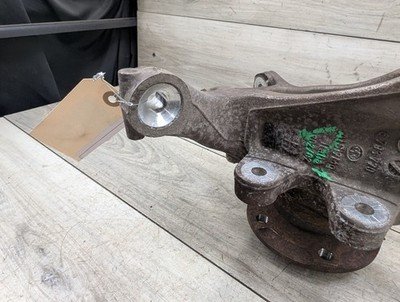 2011-2016 BMW 535i F10 Rear Right Passenger Spindle Knuckle w/ Bearing 6793770