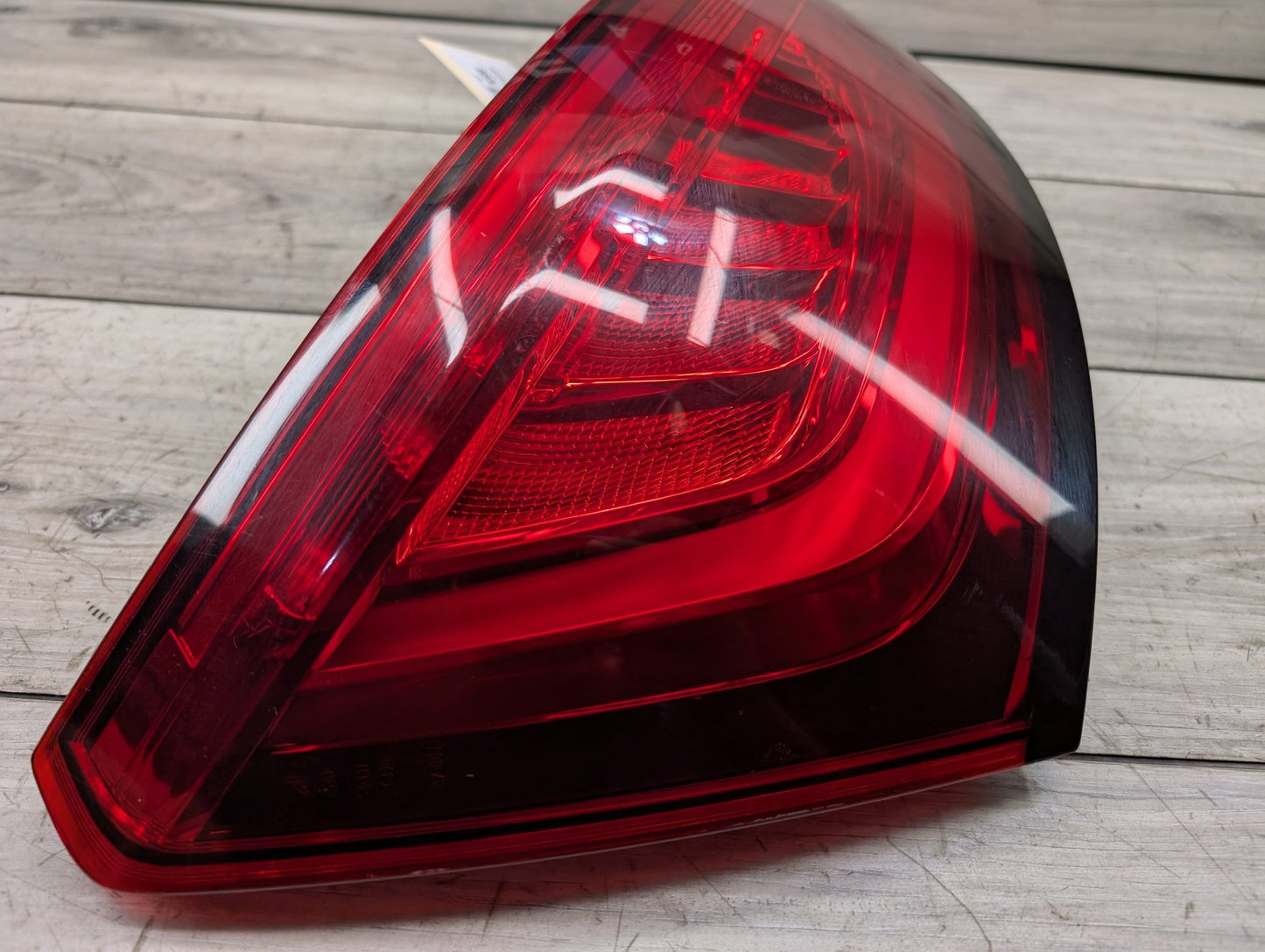 2009 - 2017 Audi Q5 8R Rear Left Driver Outer Tail Light 8R0945093D EA888