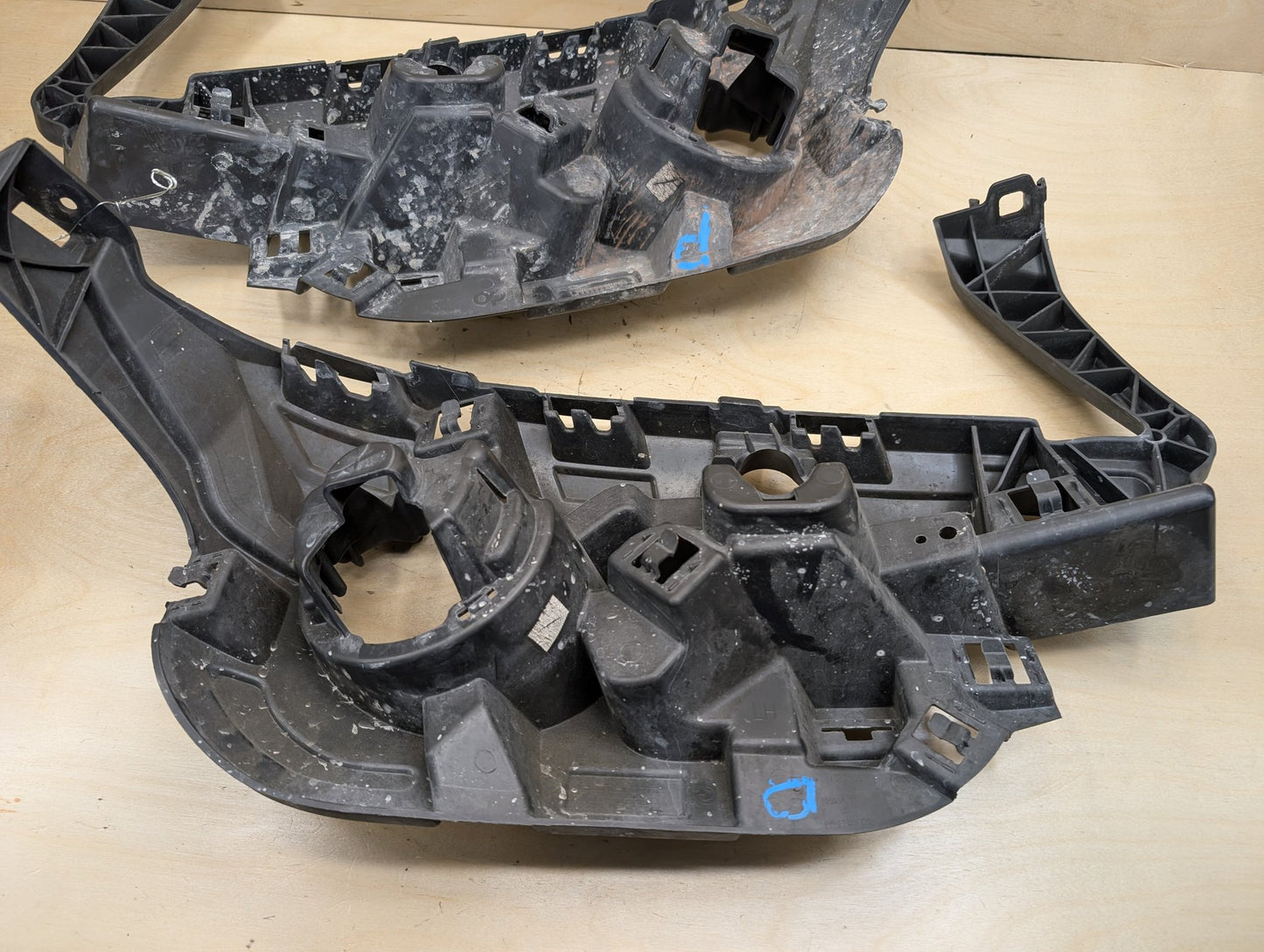2011-2016 BMW X3 F25- PN: 7212955