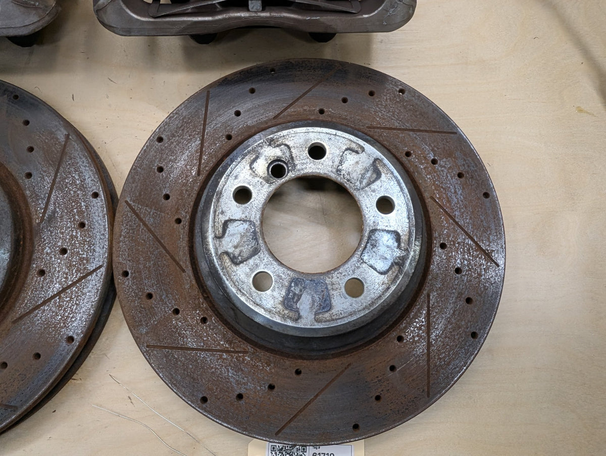 OEM BMW 335 E9X Front Left Right Brake Caliper SET w Drilled Slotted Rotors