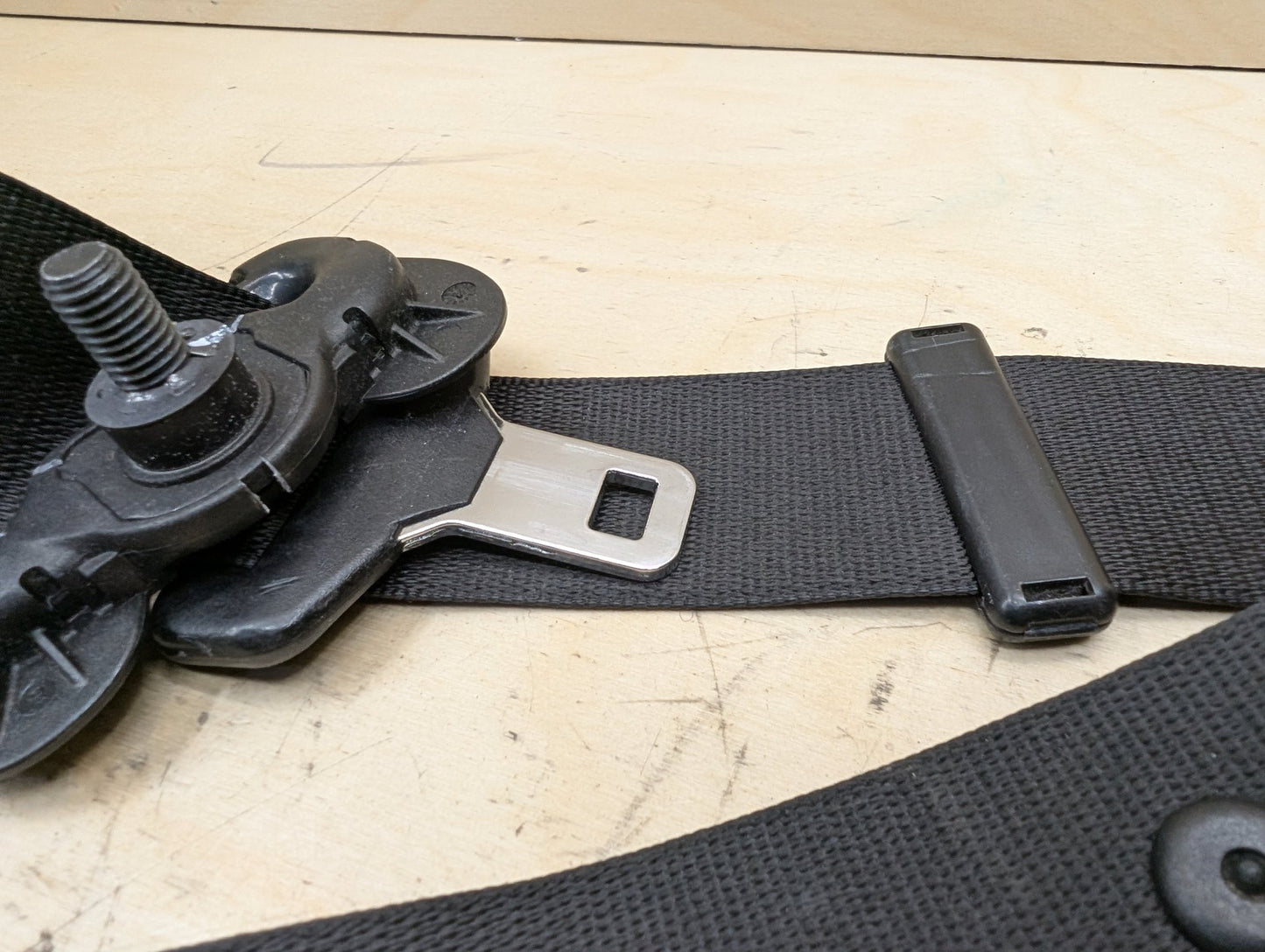 12-20 OEM BMW F30 F36 F80 M3 Front Right Passenger Side Seatbelt Retractor Black