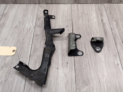 2008 - 2017 Audi S5 8T Front Left Driver Fender Brackets SET