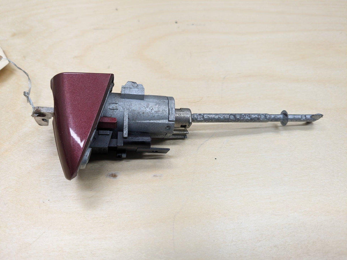 2009-2011 Mercedes-Benz SLK-Class R171 Front Left Driver Trunk Lid Lock w/ Key