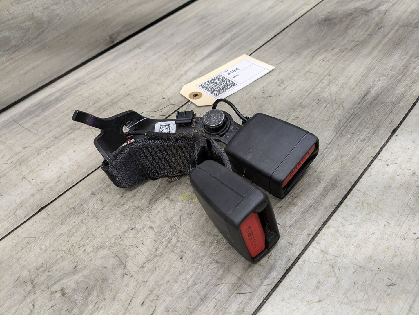 OEM BMW G20 G22 G26 G80 G82 M3 M4 Rear Right Passenger Seatbelt Seat Belt Buckle