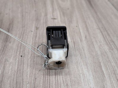 OEM BMW F30 F36 F80 F82 F83 M3 M4 F90 G01 G05 G12 G20 G30 X3 X5 USB Socket Port