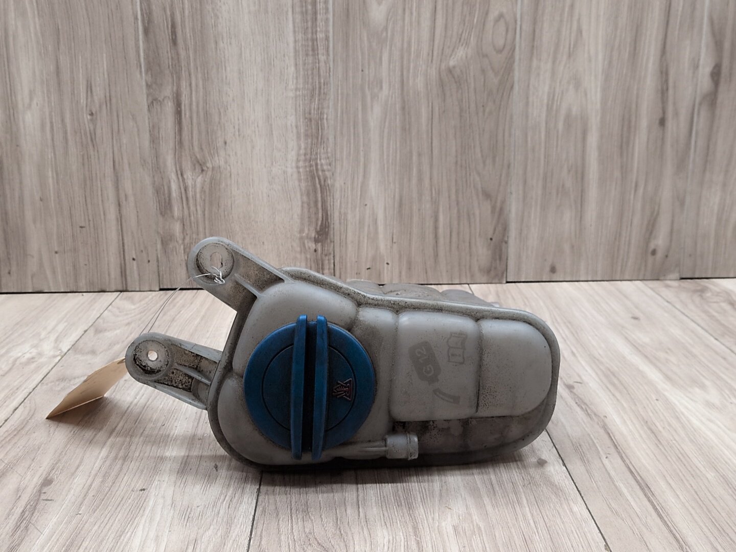 2008 - 2017 Audi S5 8T Coolant Expansion Tank Reservoir 8k0121405N