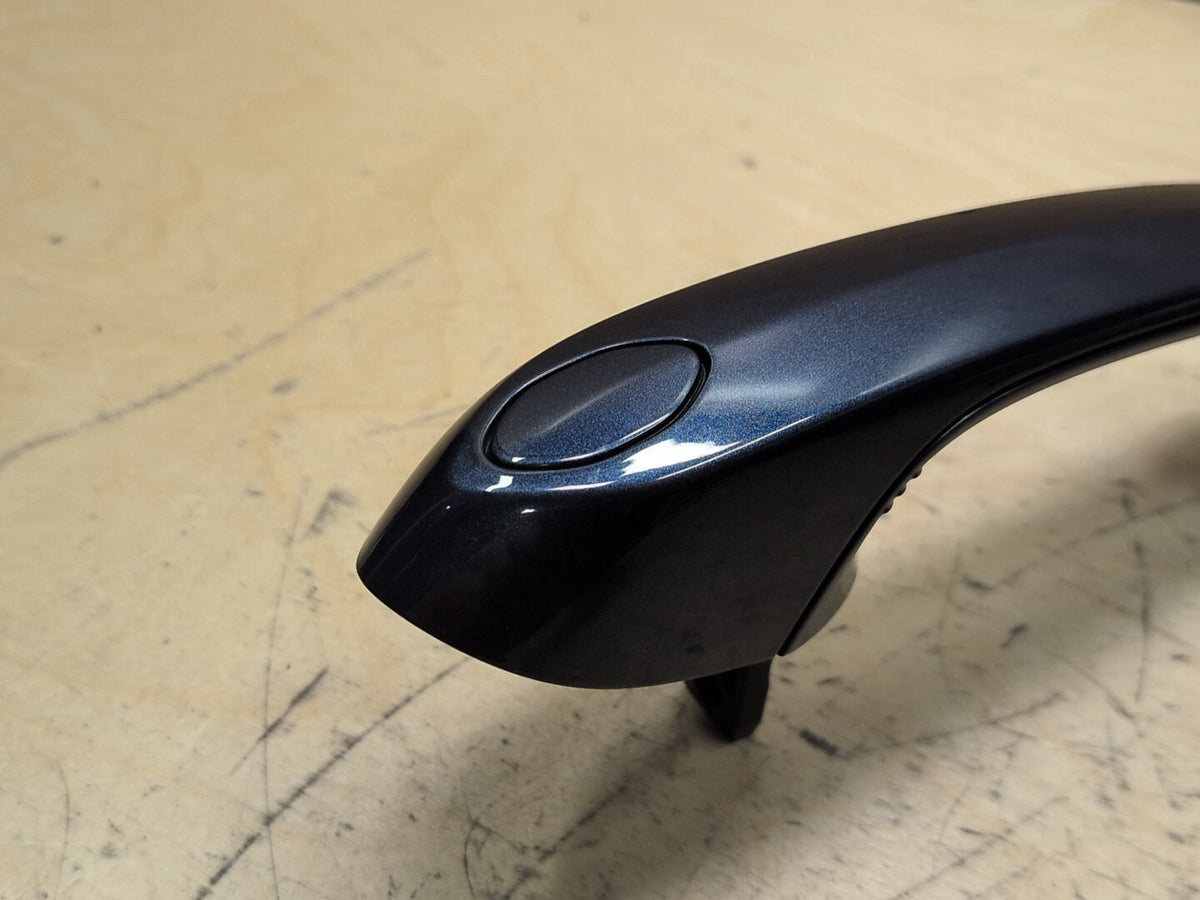 2019-2026 BMW X5 G05 Front Left Driver Exterior Door Handle w/ Comfort Access 9464079 OEM