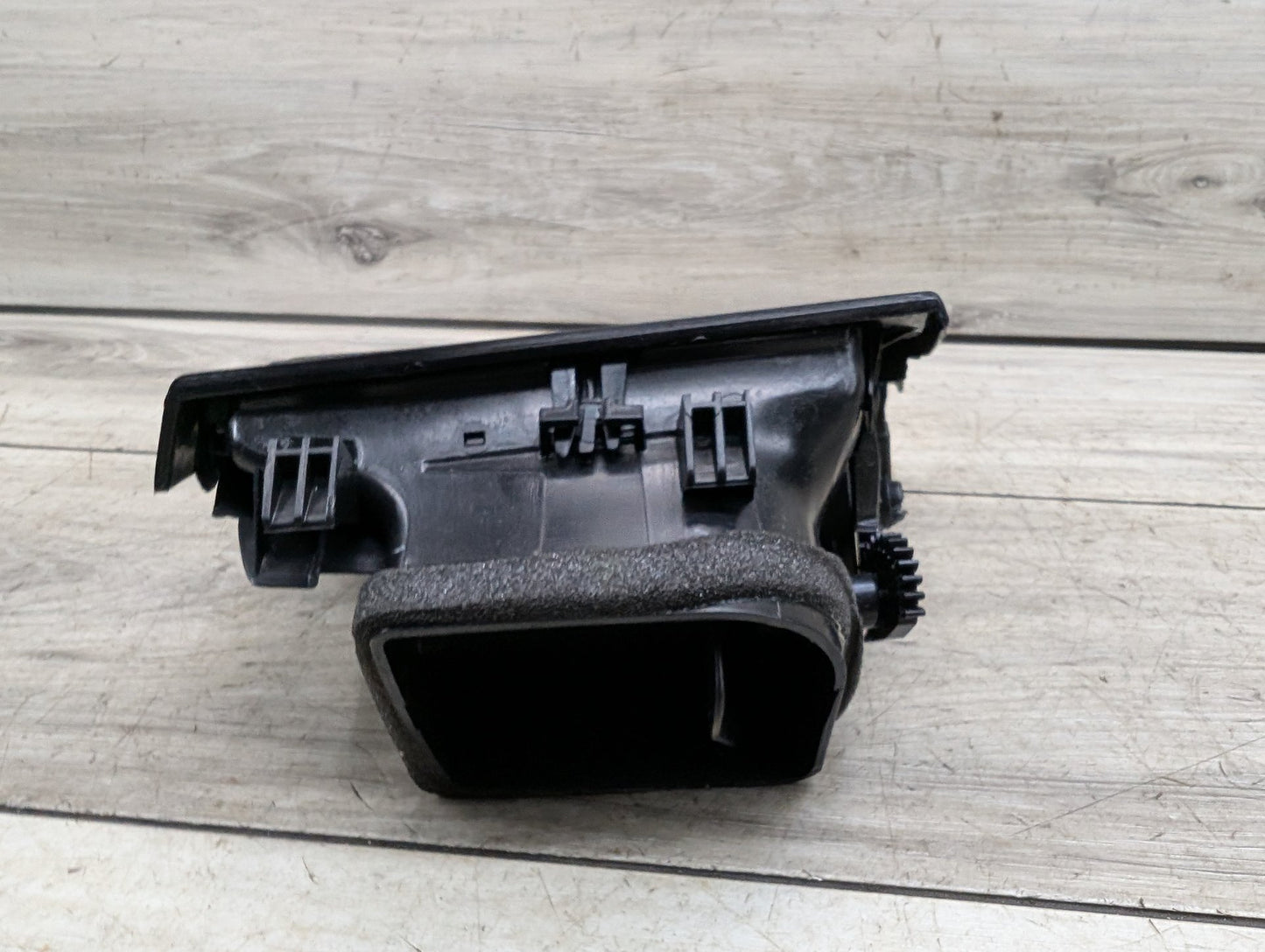 2007-2013 BMW X5 E70 Dashboard Dash Board Right Passenger Air Vent 9227768