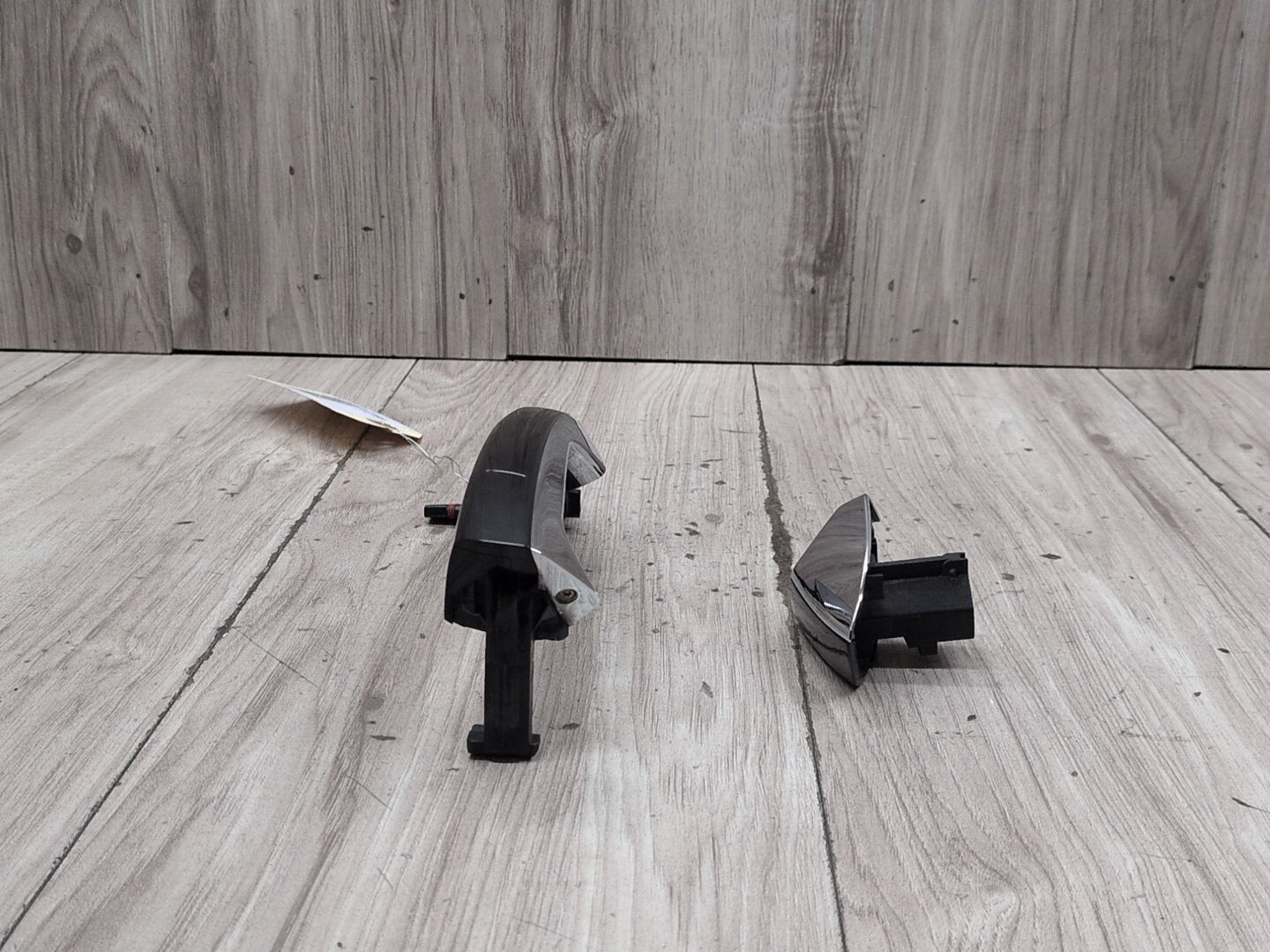 2009-2012 Mercedes-Benz E550 W212 Front or Rear Left Driver Exterior Door Handle w/ Comfort Access OEM