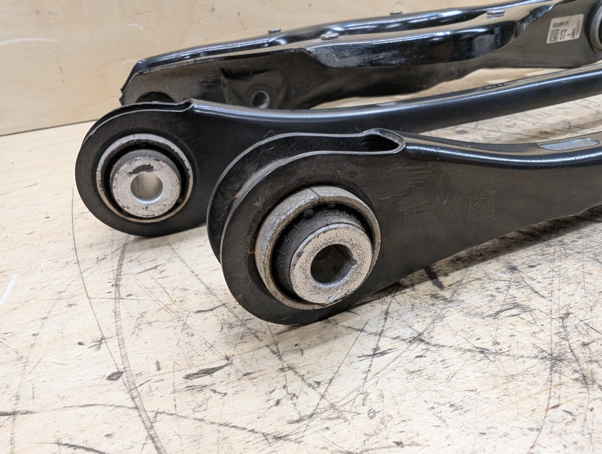 19-26 OEM BMW G20 G22 G26 G42 Rear Right Passenger Upper Lower Control Arm SET