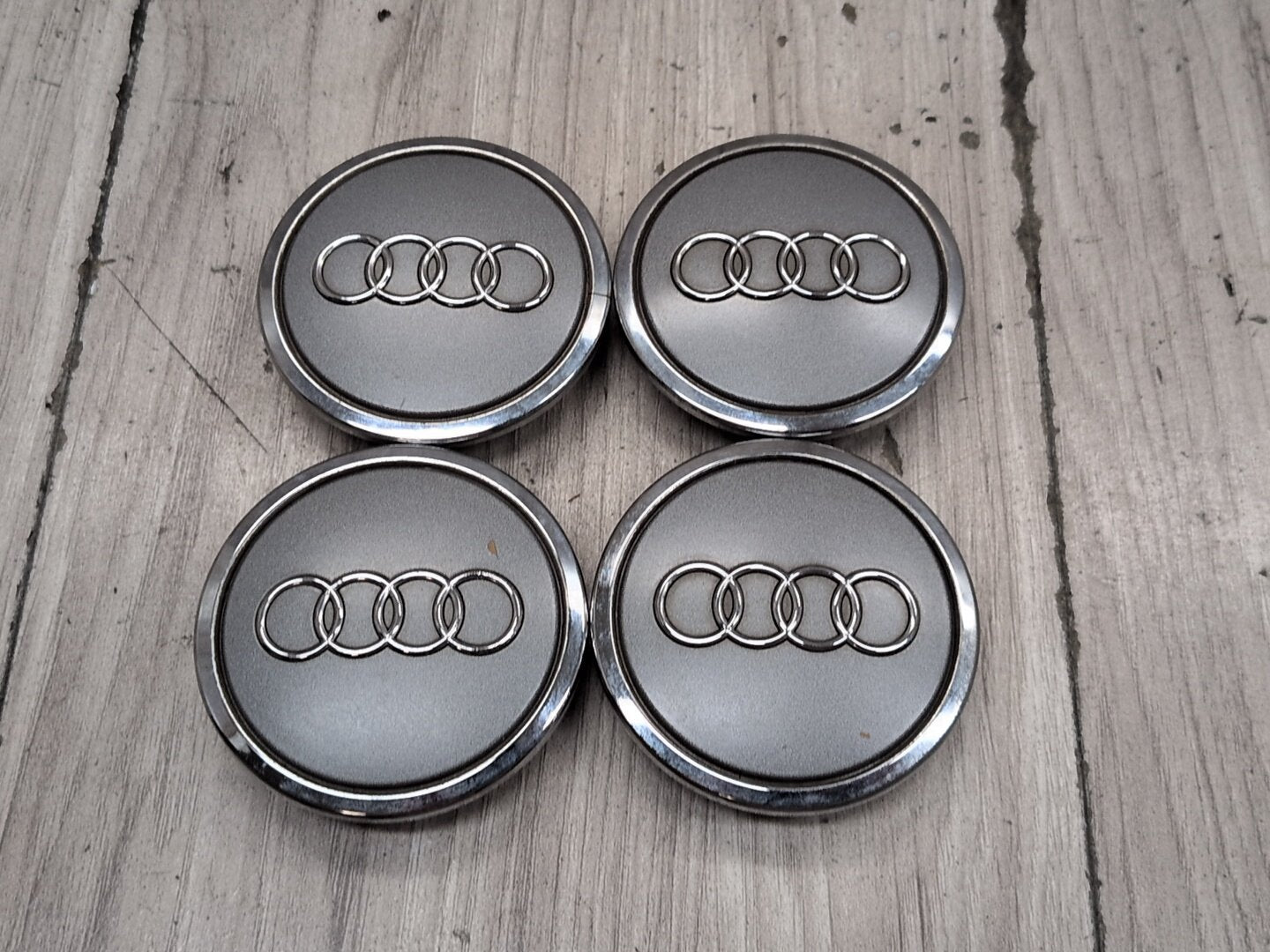 2015-2018 Audi Q3 8U - Wheel Rim Hub Center Cap SET PN: 4B0601170A