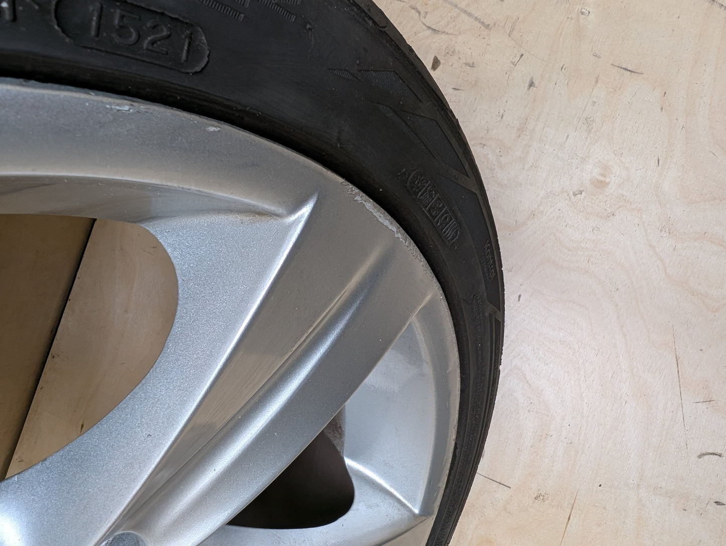 06-13 OEM BMW E90 E92 E93 328 335 Wheel Rim 18x8.5" ET:37 Star Spoke Style 189