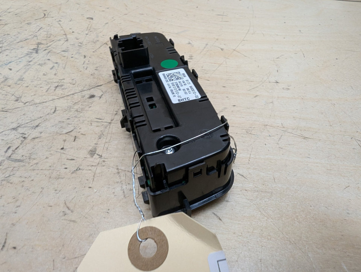 OEM BMW G20 G22 G23 G26 G80 G82 G83 Rear AC Air Climate Control Switch Module
