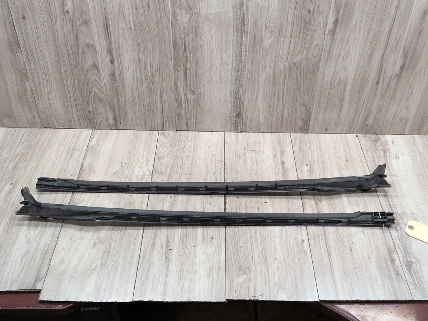 2018-2024 BMW X3 G01 Front Left Right Side Windshield Drip Trim Molding SET 7399031