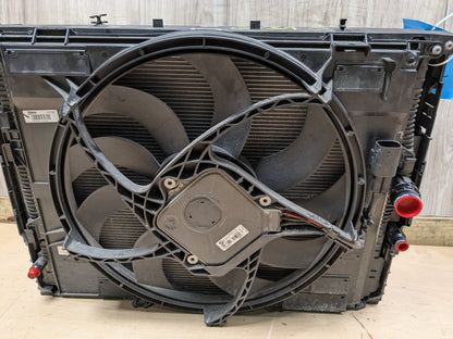 2014 - 2020 BMW 440i F36 Radiator Cooling Condenser Fan Shroud Assembly SET 8618788 B58B30M0